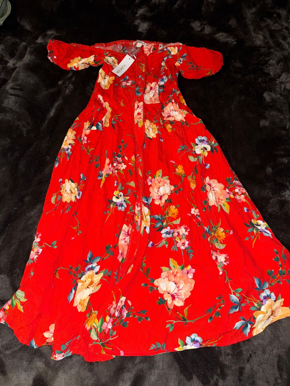 NWT Yumi Kim Red Floral Dress Size S Viscose Off Shoulder Button Front